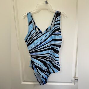 Plus Size Women's Striped 1-Piece Swimsuit 3XL blues High Neck X-Back Padded